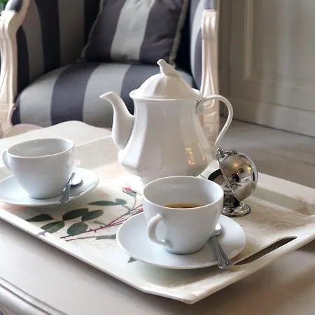 Bed and Breakfast D'hotes- Aux Oiseaux
